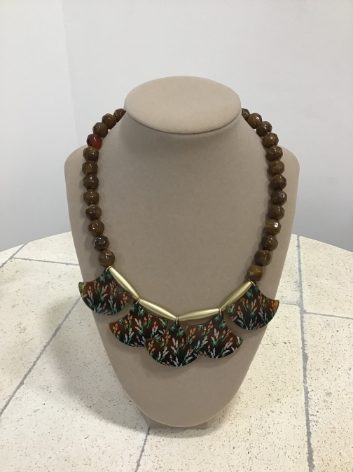 Gargantilla Resina Marrón